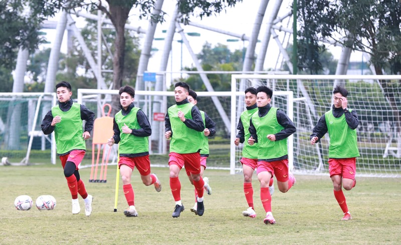 So sánh với U20 Việt Nam